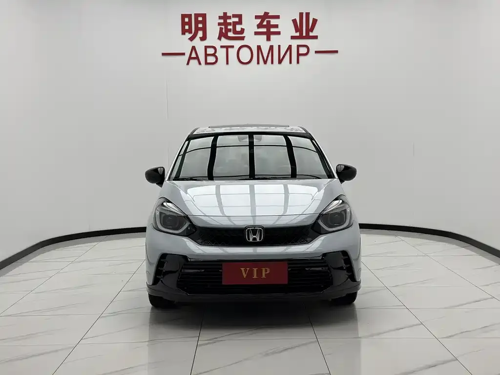 Honda Fit — фото 5