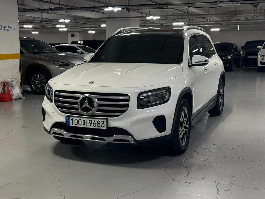 Mercedes-Benz GLB-Class — фото 1
