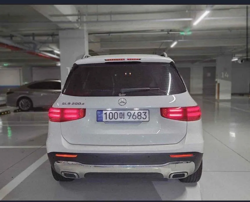 Mercedes-Benz GLB-Class — фото 2