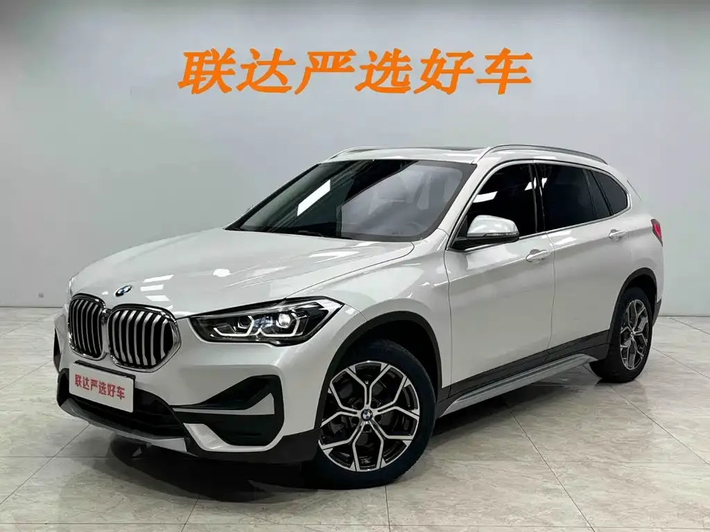 BMW X1 — фото 1