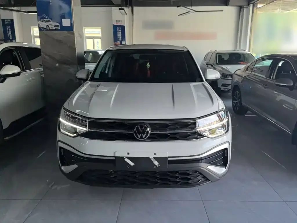 Volkswagen Tharu — фото 9