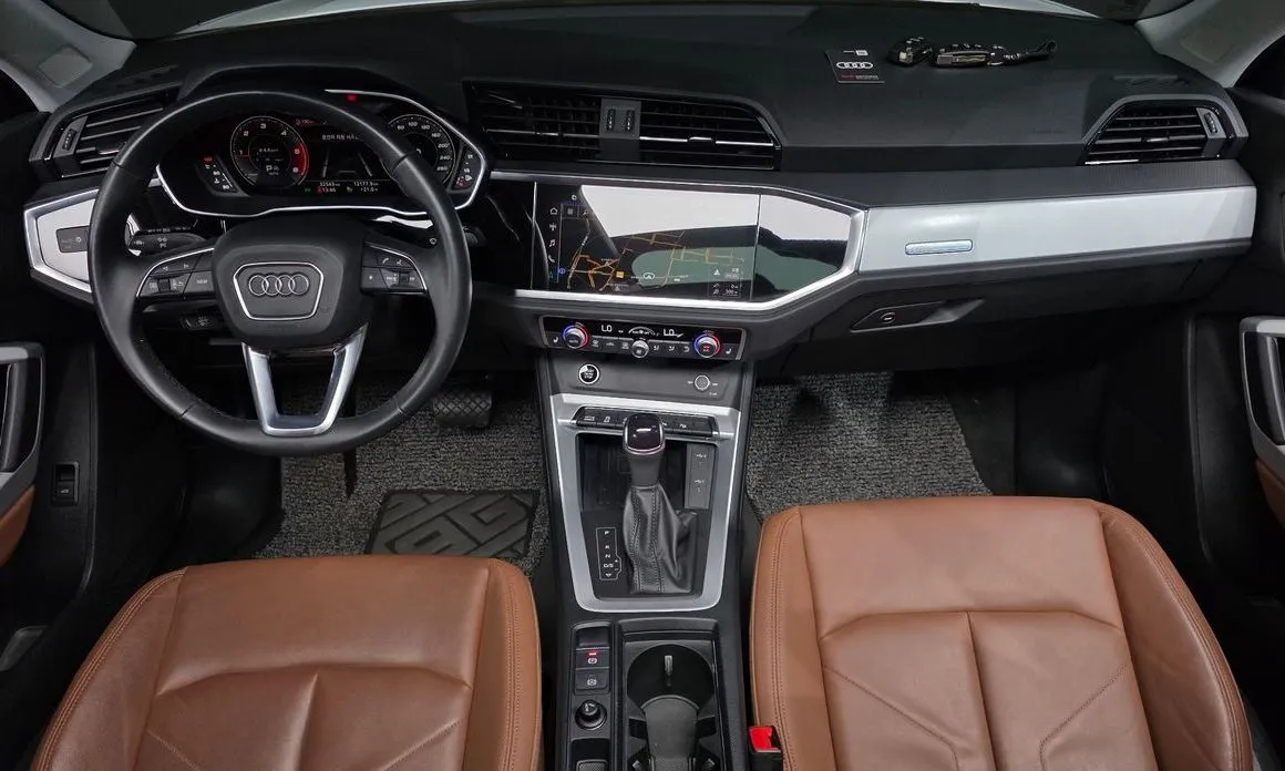 Audi Q3 2023 из KR, фото 5