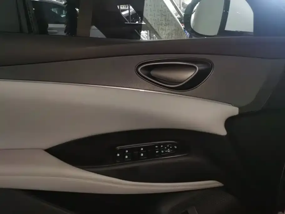 BYD Seal 06 DM-i Touring Edition — фото 6