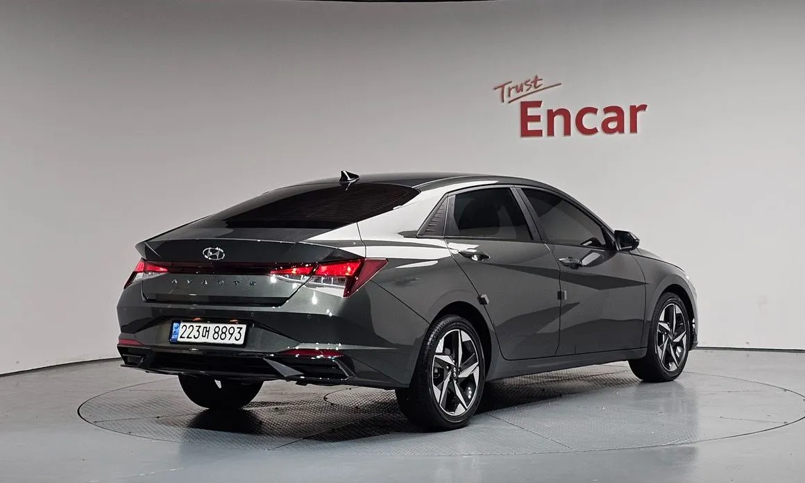 Hyundai AVANTE — фото 2
