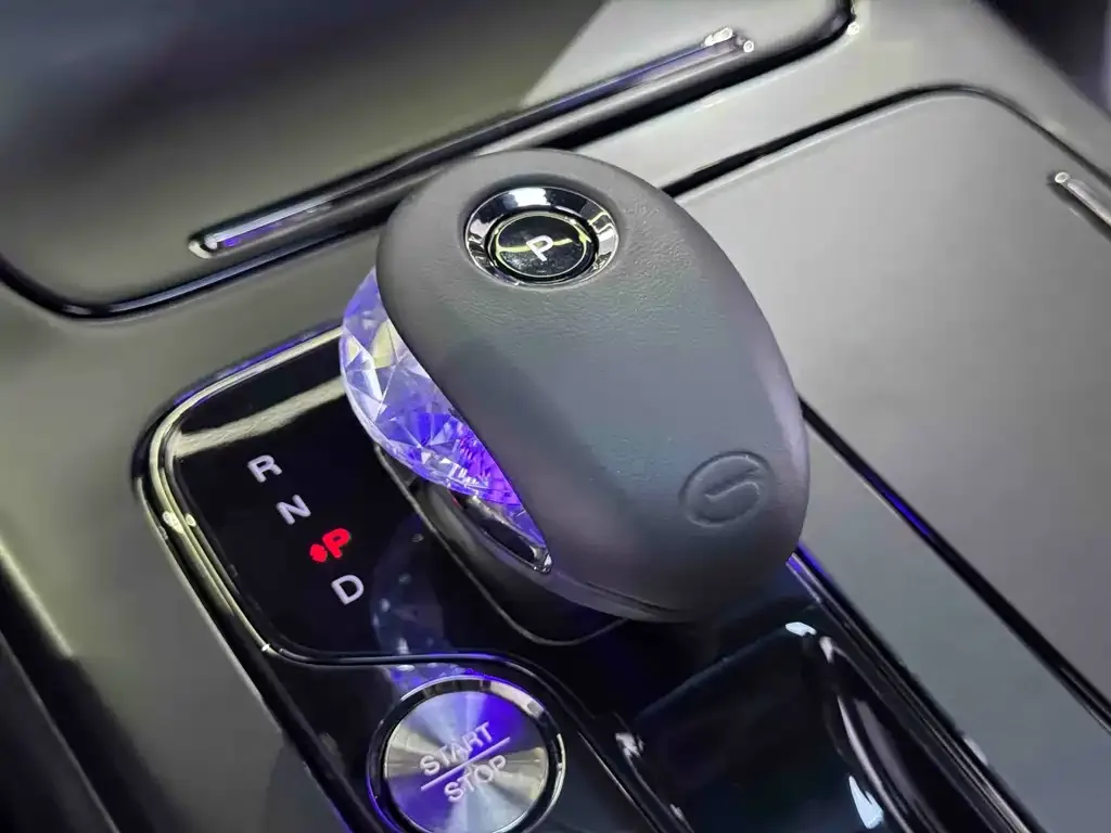 GAC Motor Trumpchi M8 — фото 8