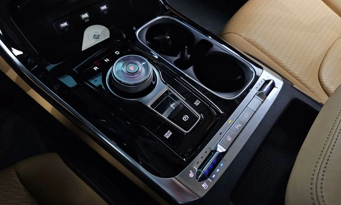 Kia Carnival 2023 из KR, фото 3