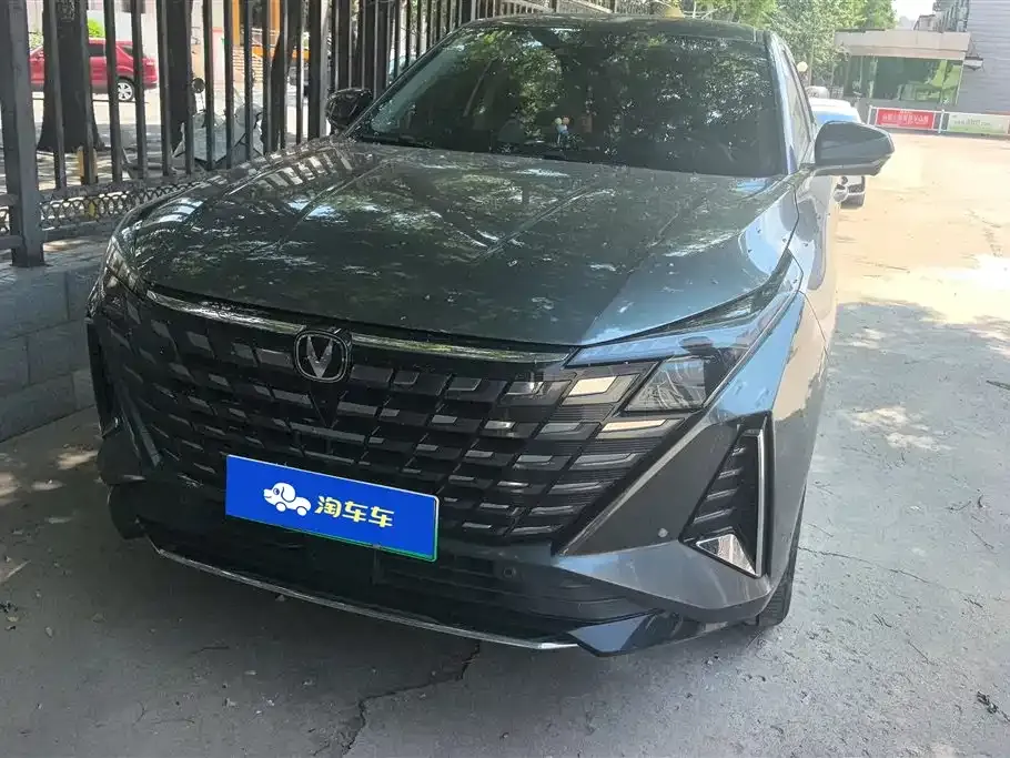 Changan UNI-Z New Energy 2024 из CN, фото 8