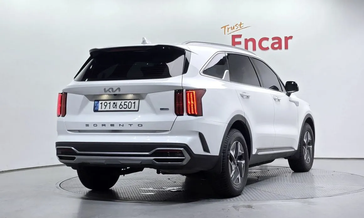Kia Sorento — фото 4