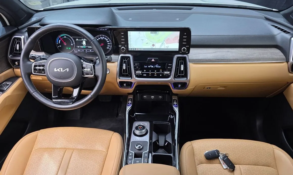 Kia Sorento — фото 7