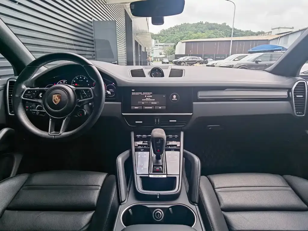 Porsche Cayenne Hybrid — фото 3