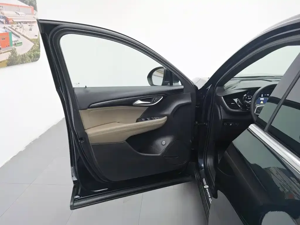Buick Envision Plus — фото 2