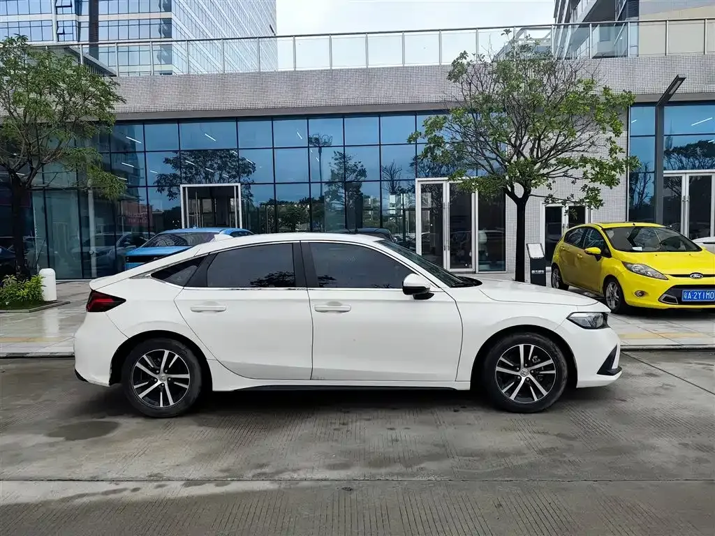 Honda Civic — фото 6