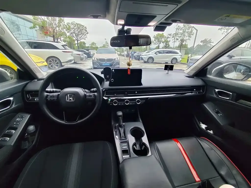 Honda Civic — фото 5