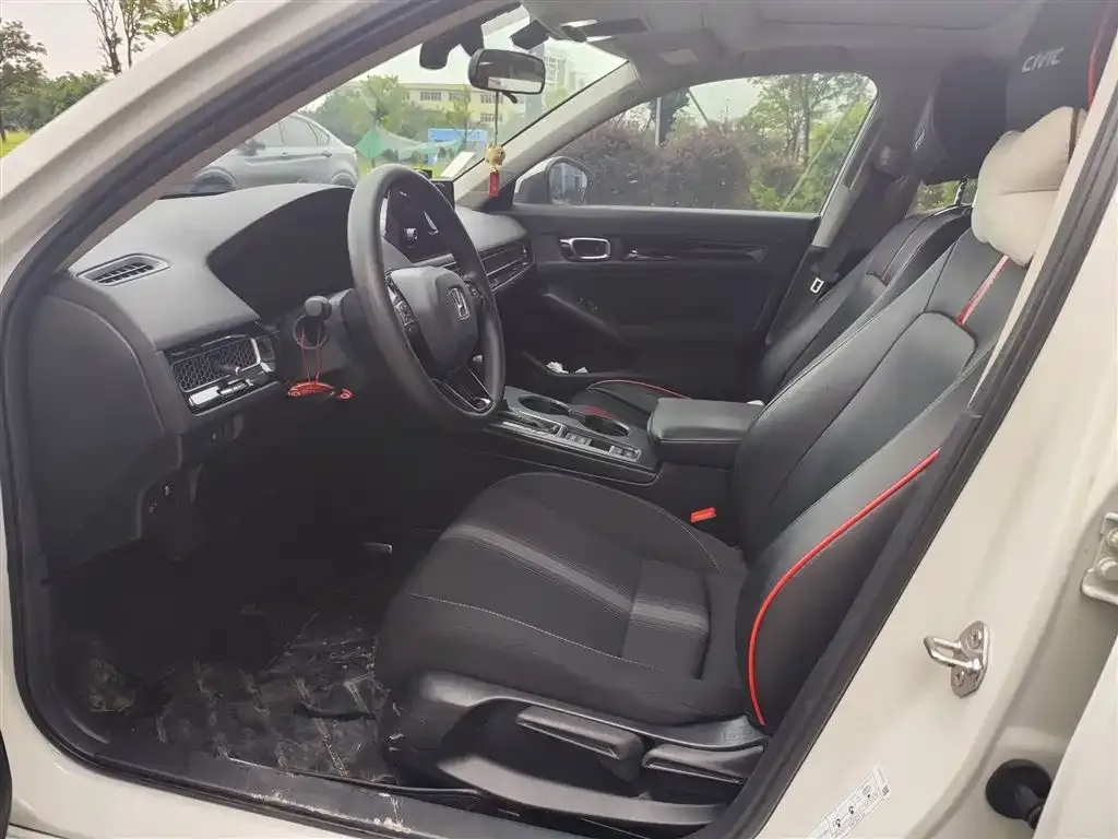 Honda Civic — фото 4