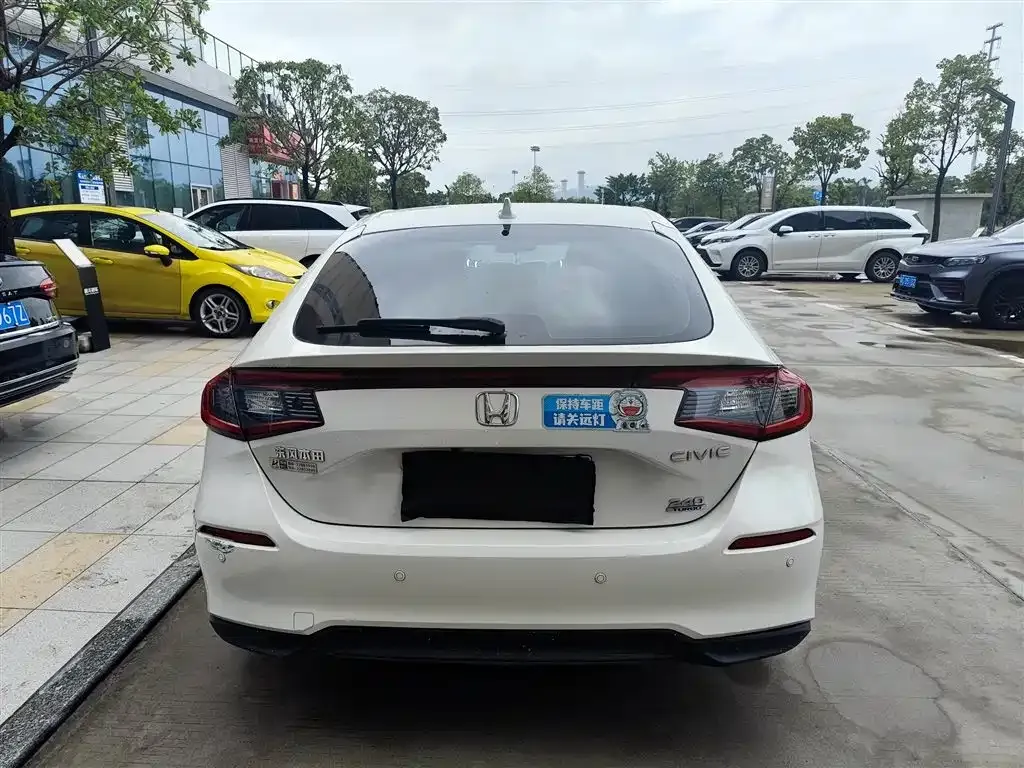 Honda Civic — фото 8