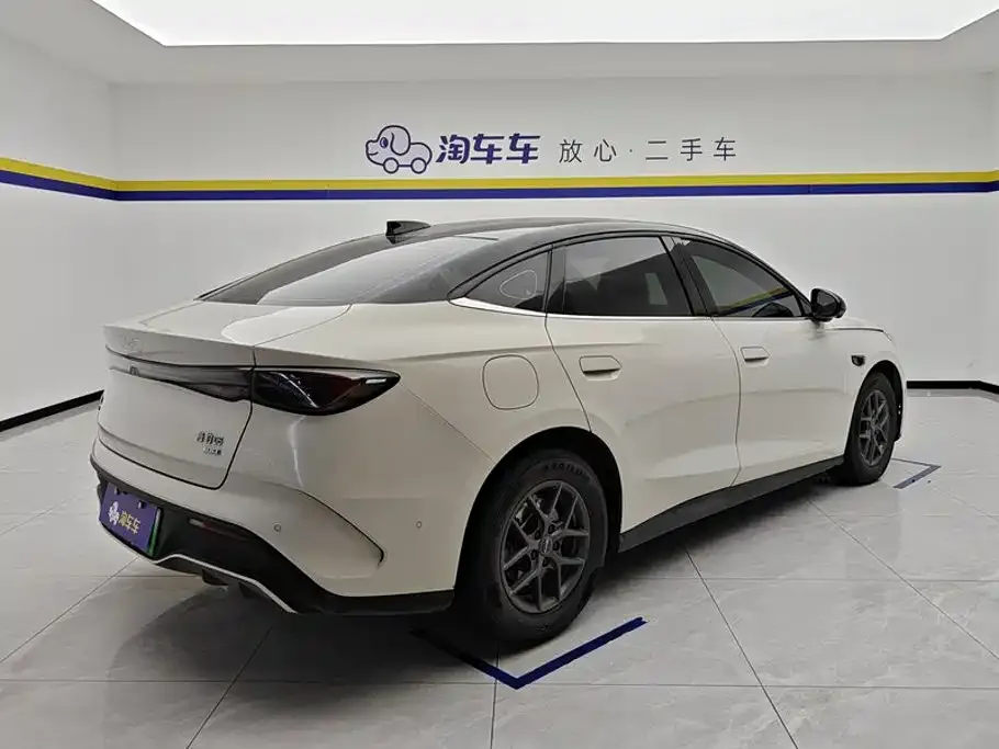 BYD Seal 06 — фото 10