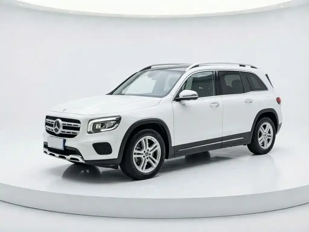Mercedes-Benz GLB — фото 1