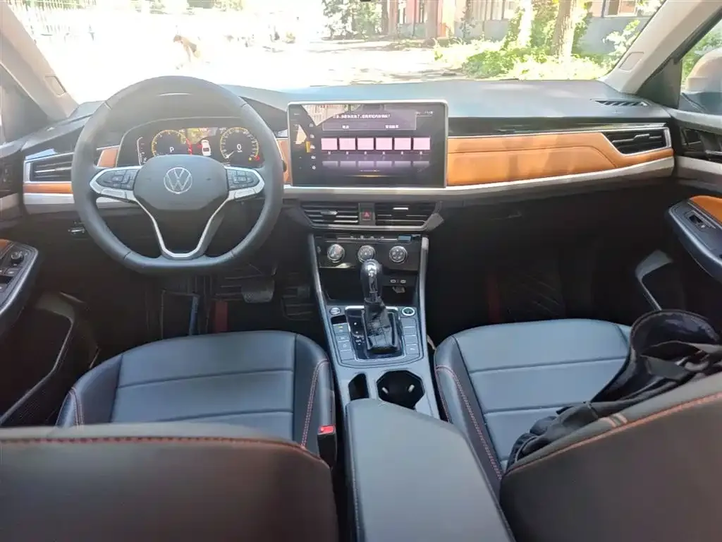 Volkswagen Bora 2023 из CN, фото 4