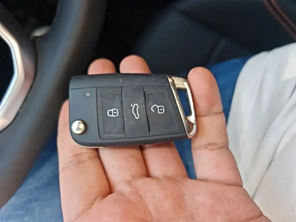 Volkswagen Bora 2023 из CN, фото 2