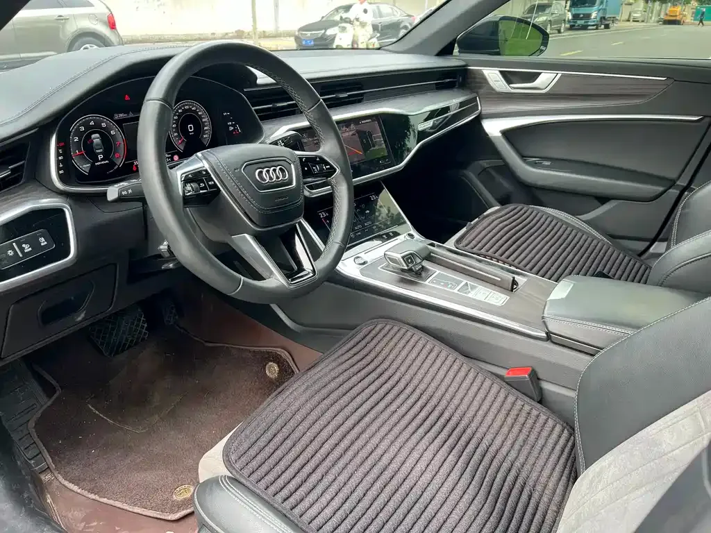 Audi A6L — фото 6