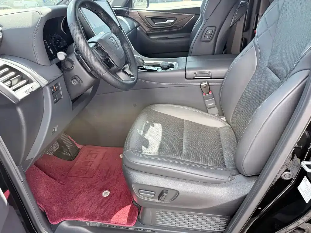 Toyota Vellfire — фото 5
