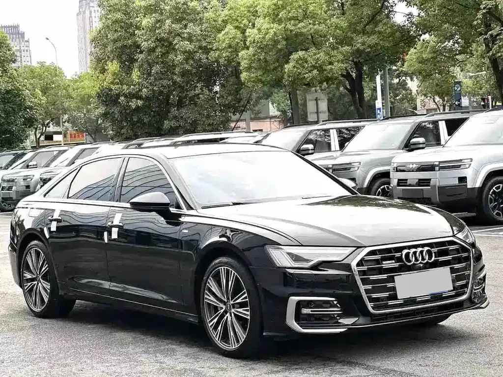 Audi A6L — фото 9