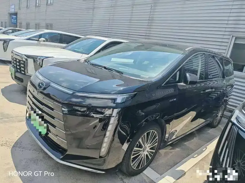 GAC Motor 传祺E8 PHEV — фото 1