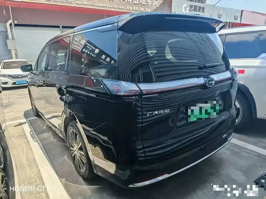 GAC Motor 传祺E8 PHEV — фото 6