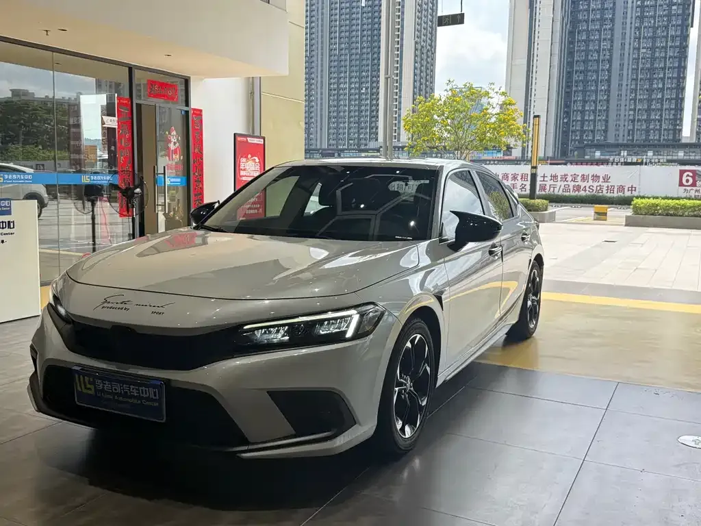 Honda Civic — фото 1