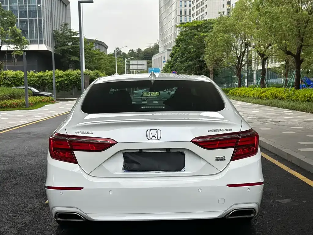 Honda Inspire — фото 6