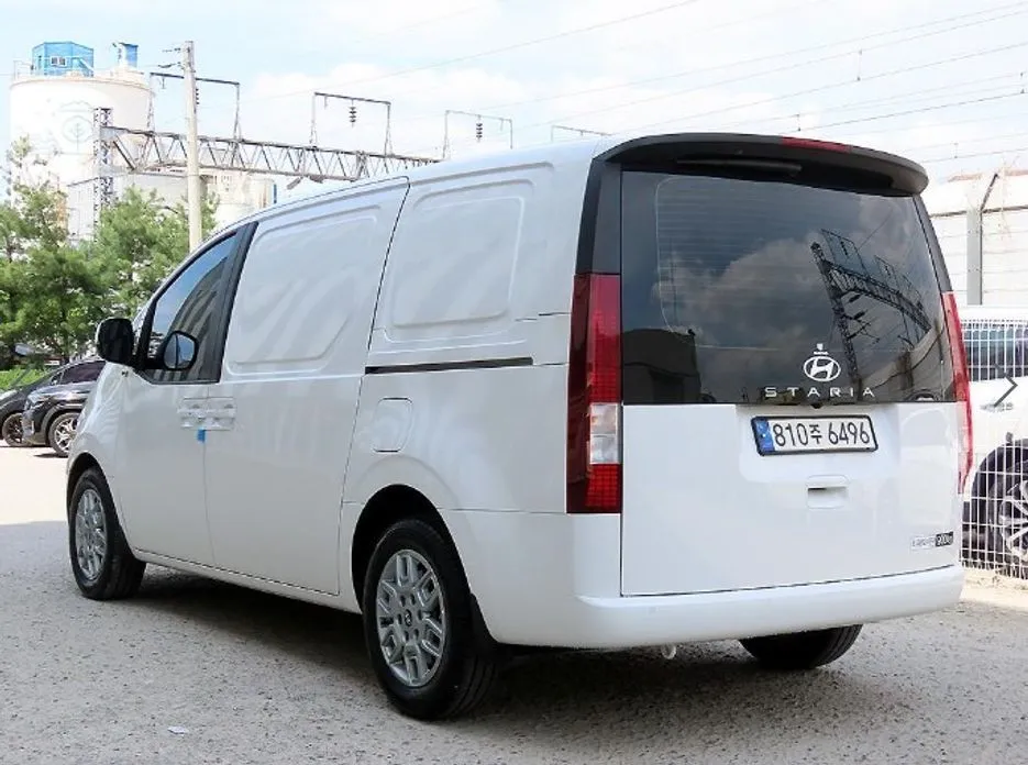 Hyundai Staria 2025 из KR, фото 4