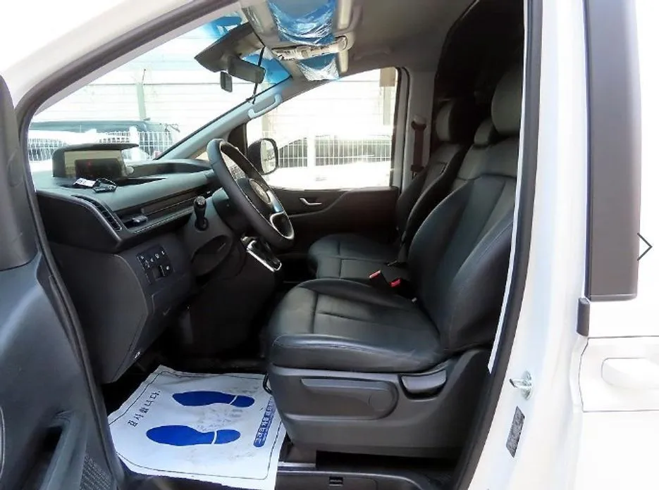 Hyundai Staria 2025 из KR, фото 2