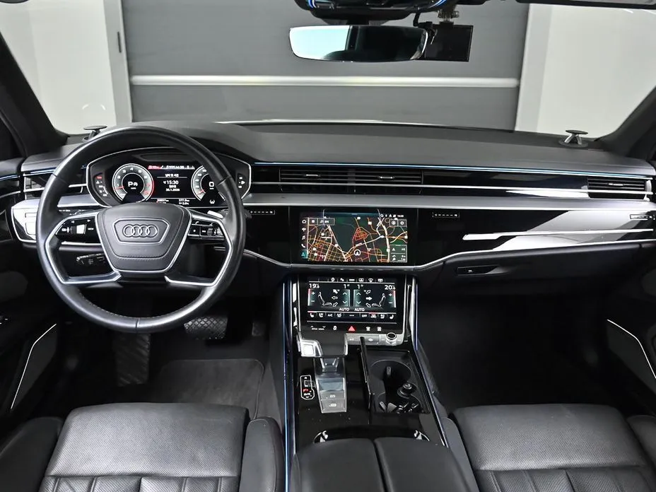 Audi A8 — фото 4