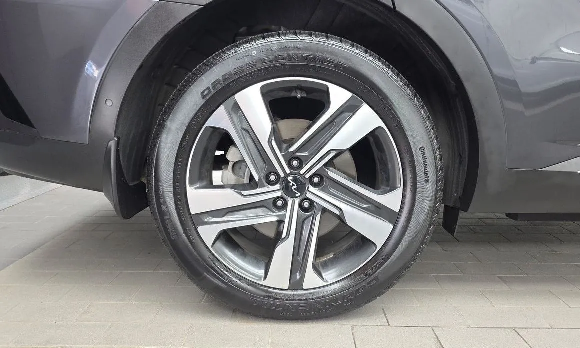 Kia Sorento — фото 6
