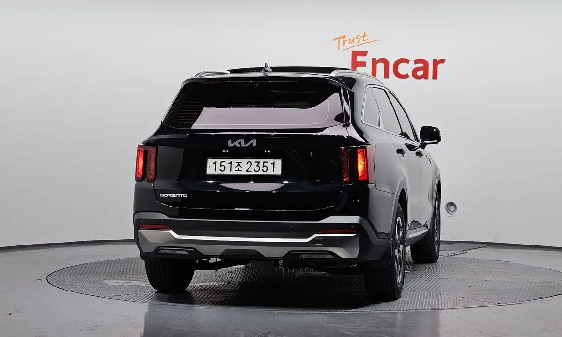 Kia Sorento — фото 3