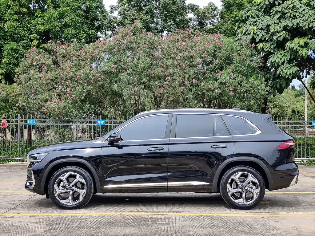 Geely Xingyue L — фото 10