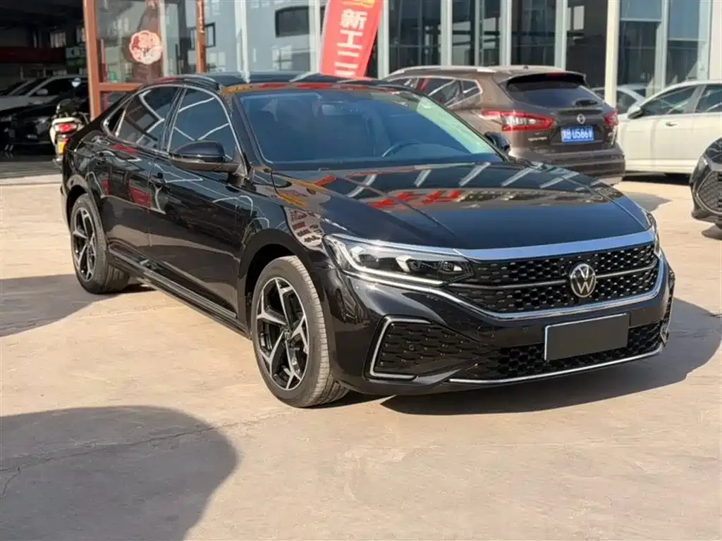 Volkswagen Passat — фото 7