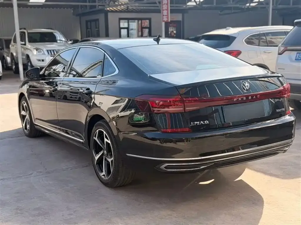 Volkswagen Passat — фото 9