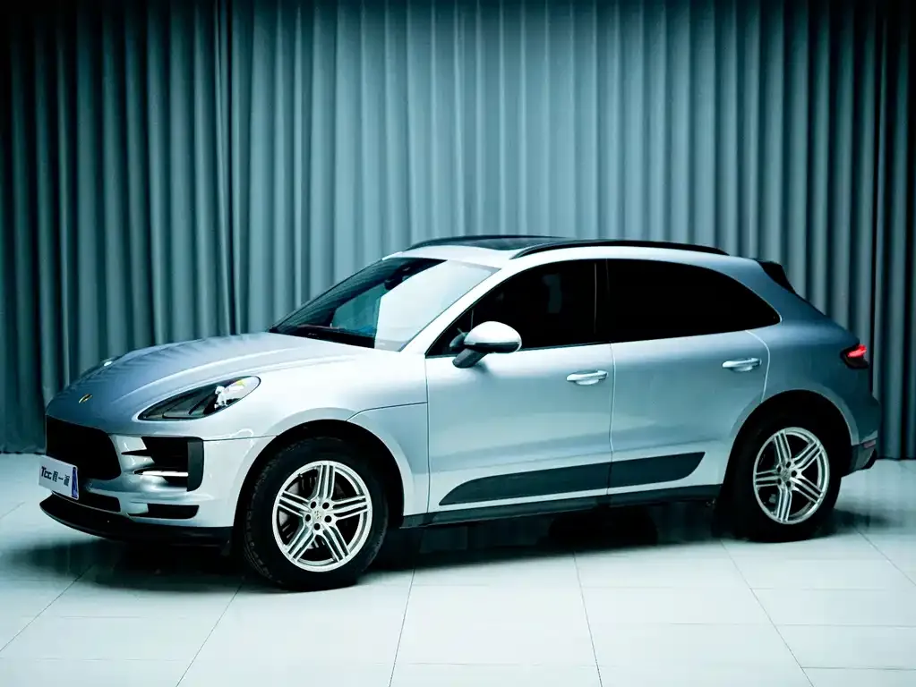 Porsche Macan — фото 1