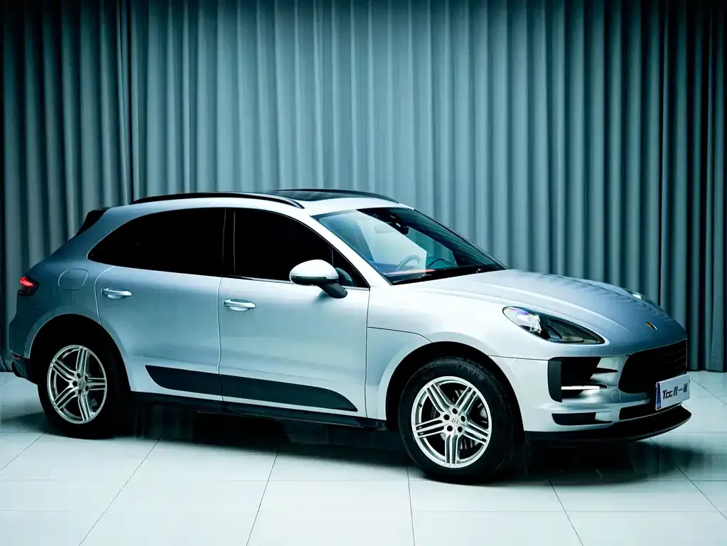Porsche Macan — фото 9