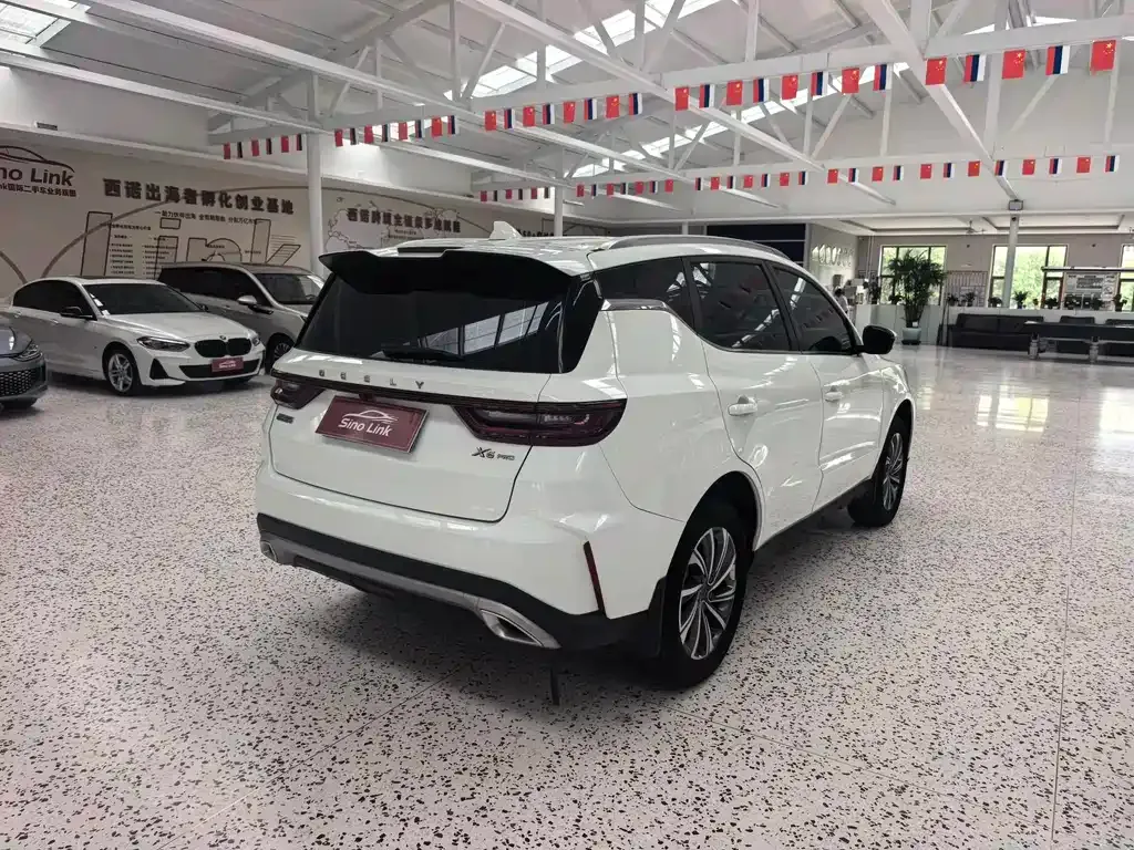 Geely Vision X6 — фото 7