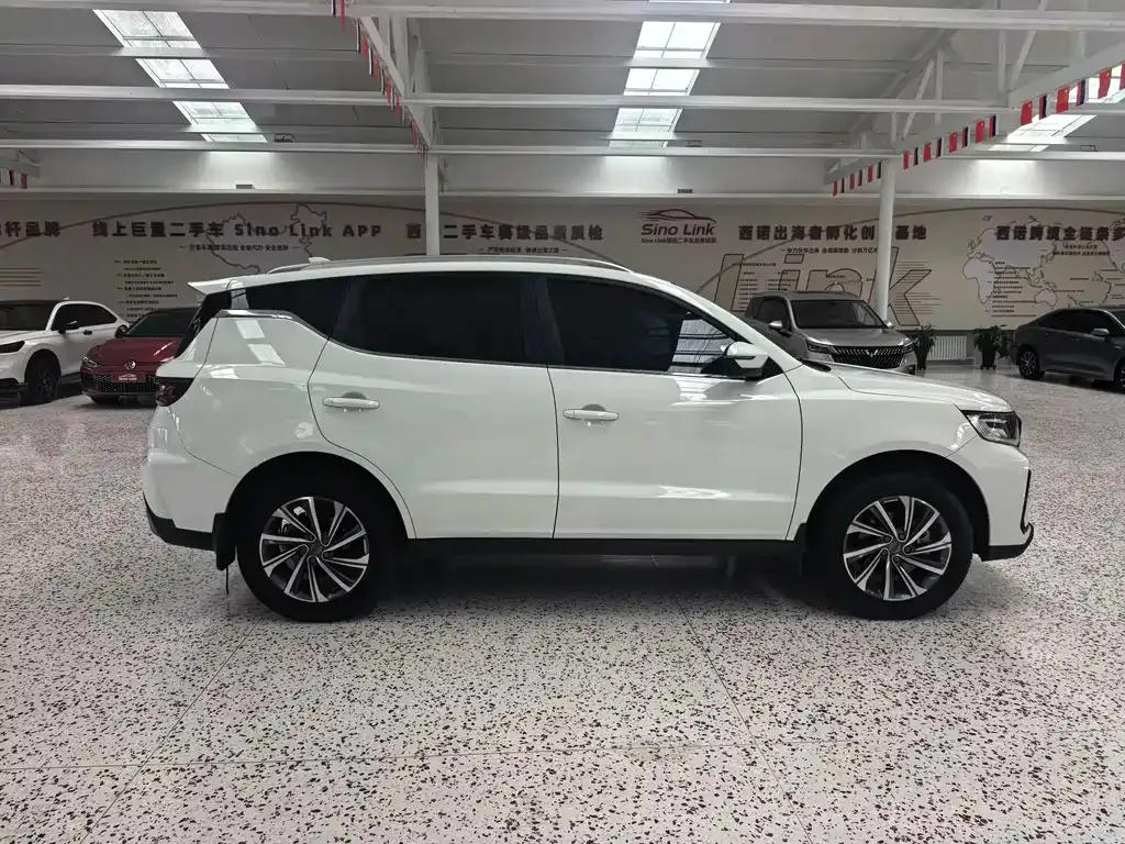 Geely Vision X6 — фото 5