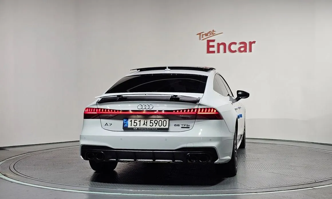 Audi A7 — фото 8