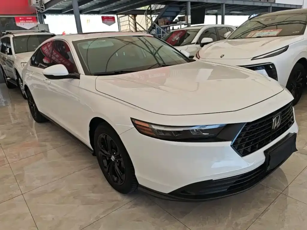 Honda Accord — фото 8