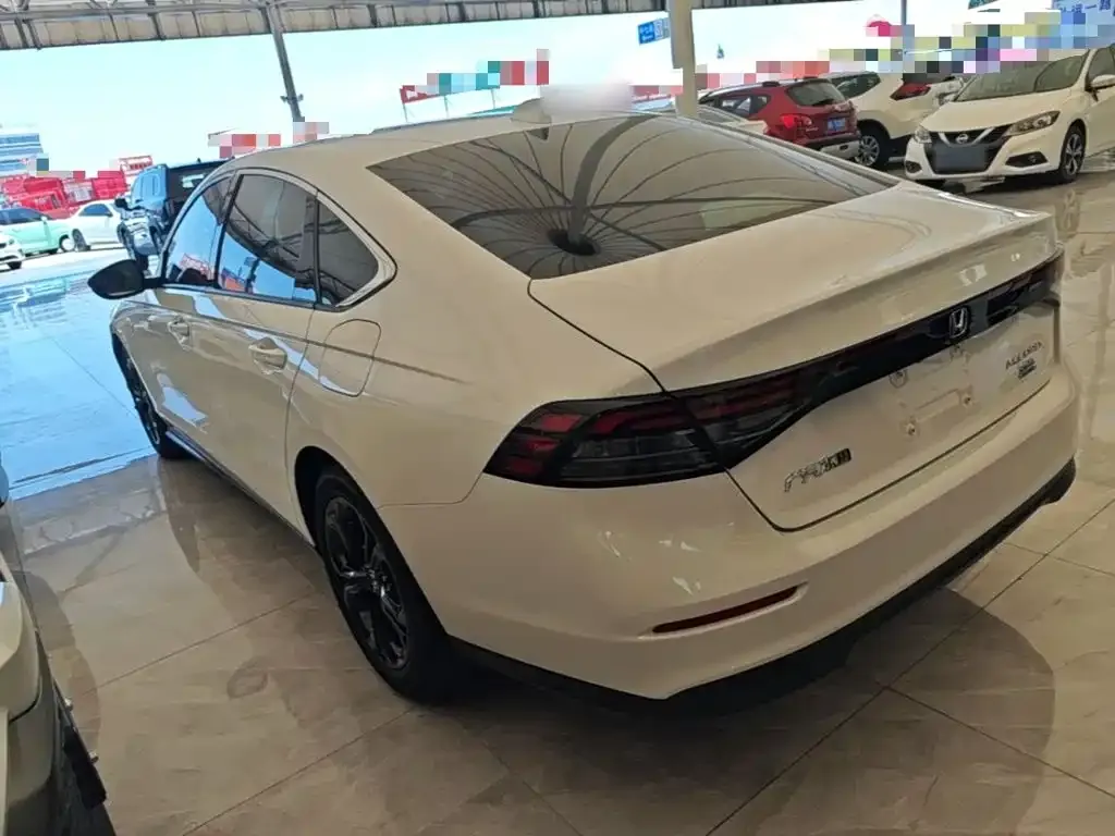 Honda Accord — фото 5