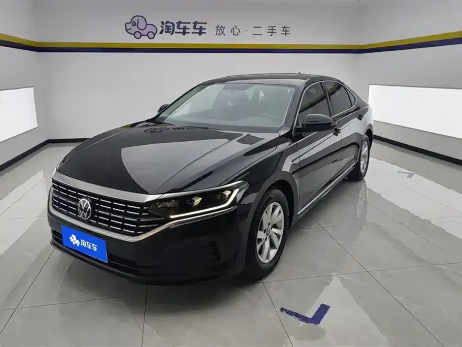 Volkswagen Passat — фото 1