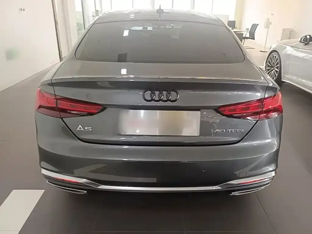 Audi A5 (Import) — фото 2