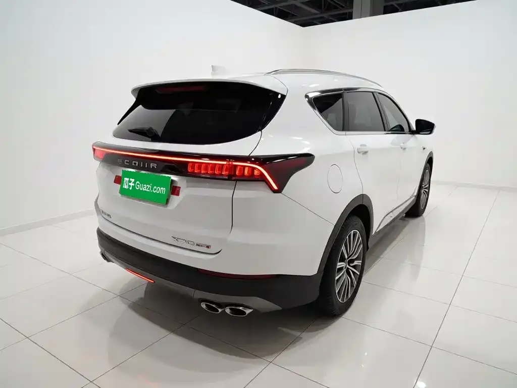 Jetour X70 PLUS — фото 10