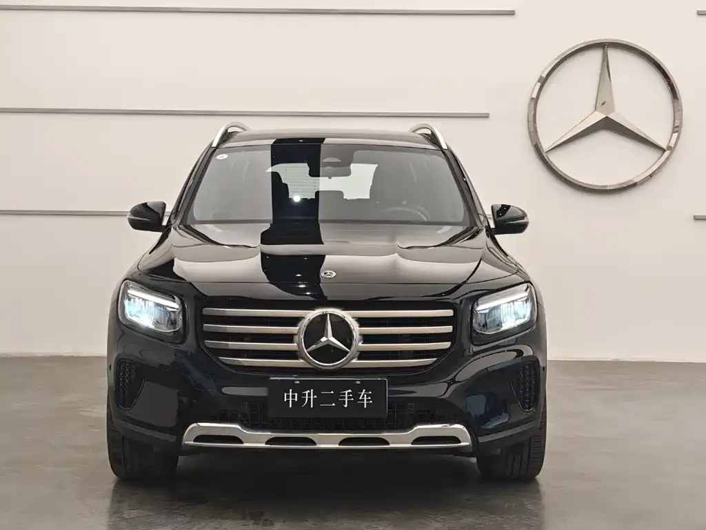 Mercedes-Benz GLB — фото 9