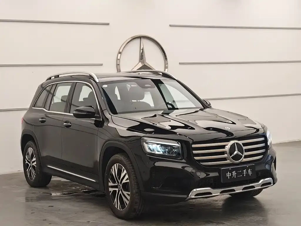 Mercedes-Benz GLB — фото 6